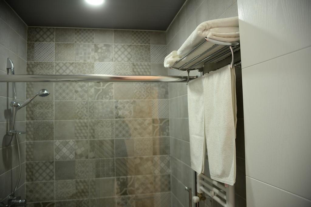 Guest House Gantiadi 바투미 외부 사진