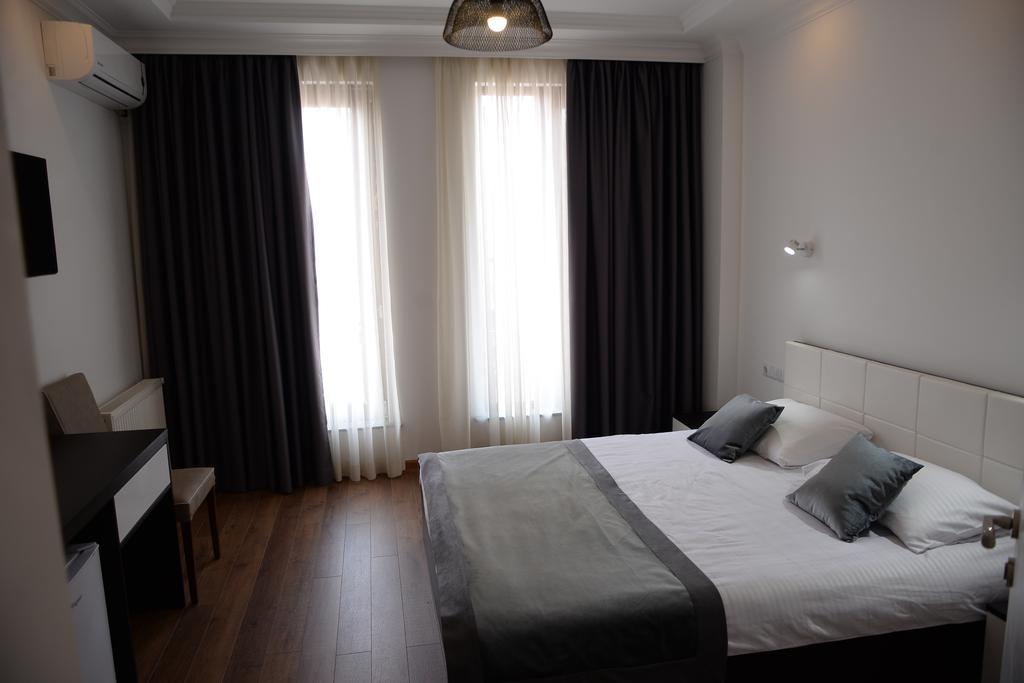 Guest House Gantiadi 바투미 외부 사진